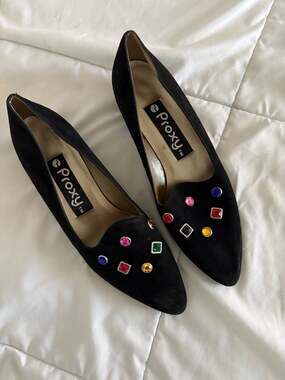 Vintage Proxy Black Suede Jewel Embellished Pointed Toe Kitten Heels